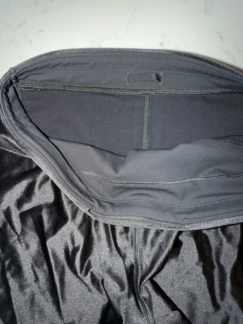 Lululemon high rise satin biker short 6”